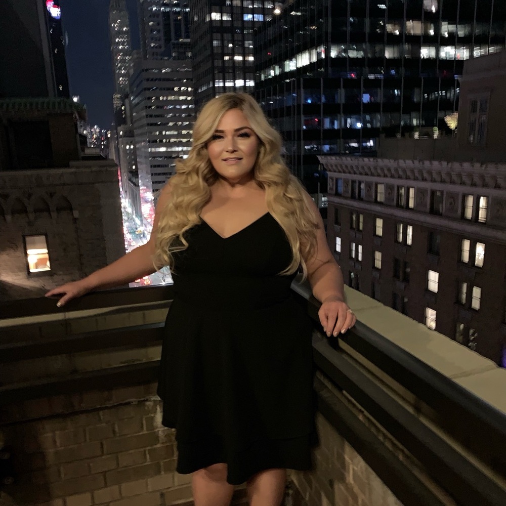 Meet your Posher, Christine